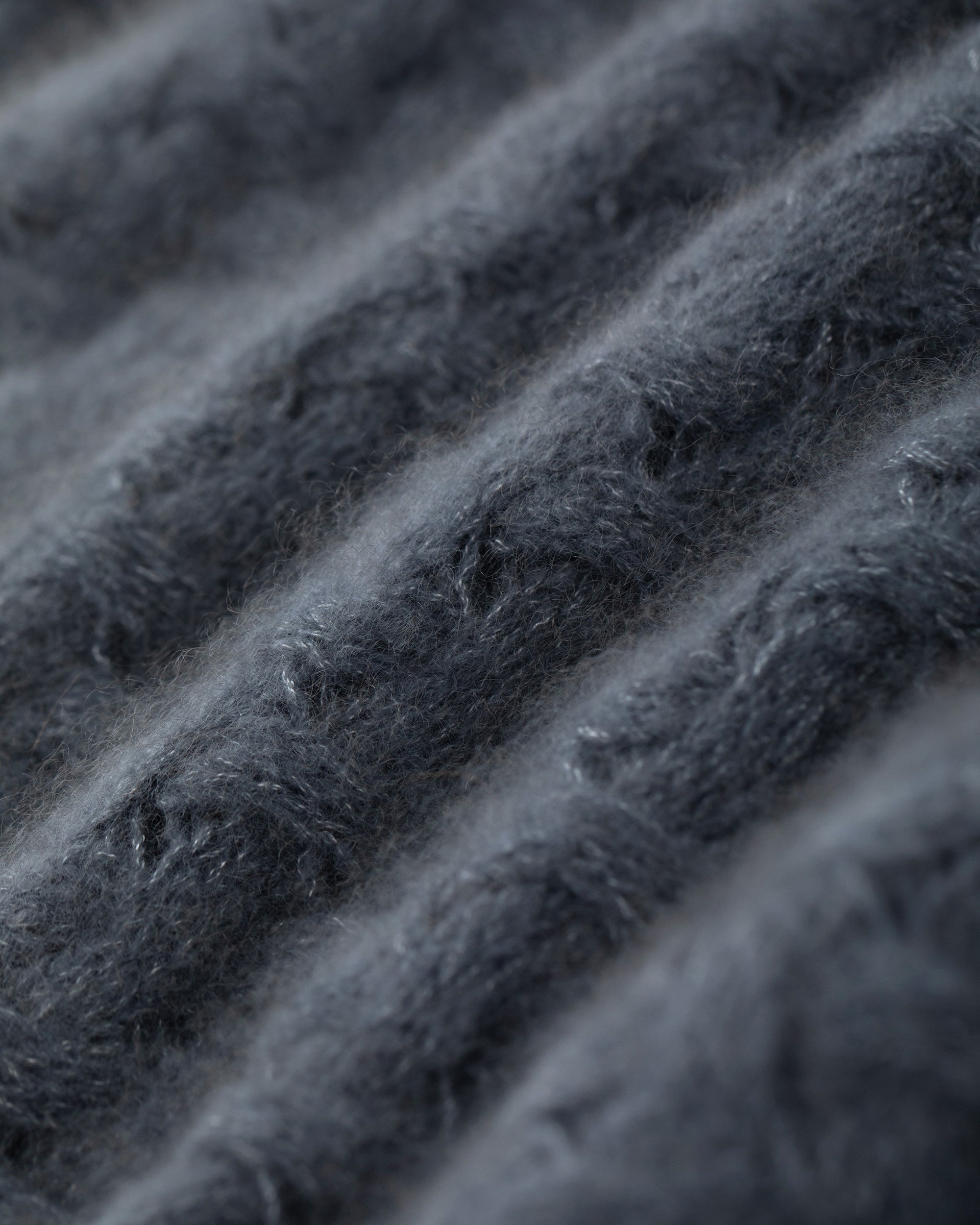 BATES Pullover