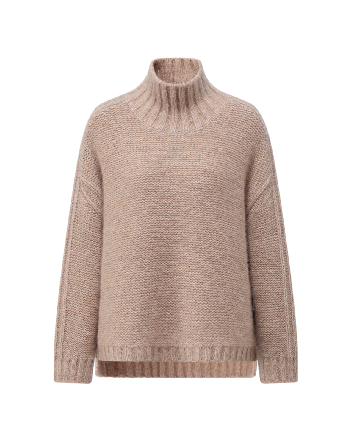 Damen Pullover aus 75 % Kaschmir und 25 % Seide in Misty Beige – grob gestrickter Pullover aus Mouliné-Garn in oversized Passform mit links gestrickter Optik, Rollkragen in Rippstruktur, überschnittener Schulter sowie langen, relaxten Ärmeln. Rippstrukturen an den Seitennähten, Schultern und Ärmeln sowie Ärmelbündchen und Saum in Rippstruktur verleihen dem Modell eine besondere Textur. Das längere Rückenteil und die Schlitze an den Seitennähten sorgen für eine moderne, lässige Silhouette.