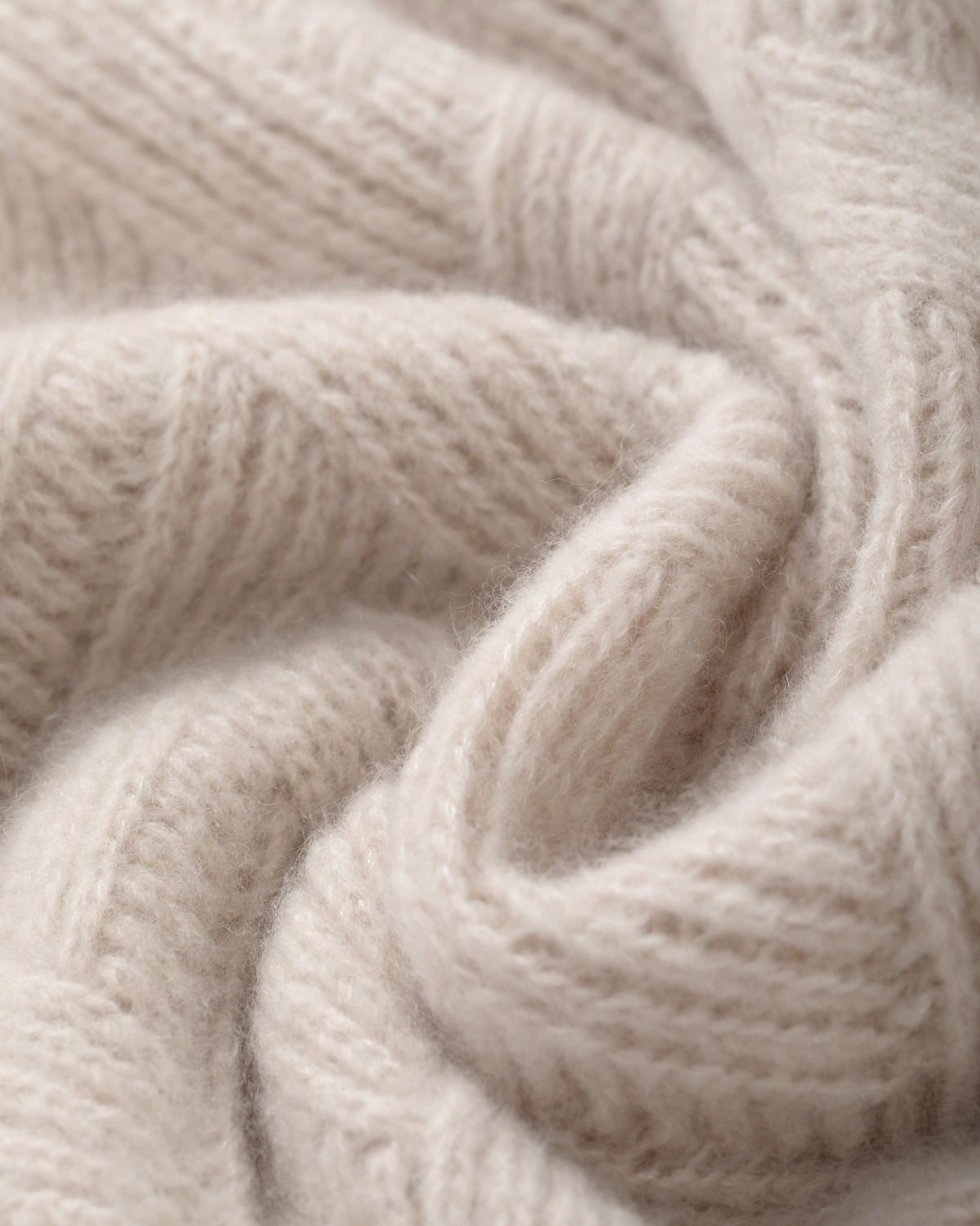 HIDCOTE Pullover