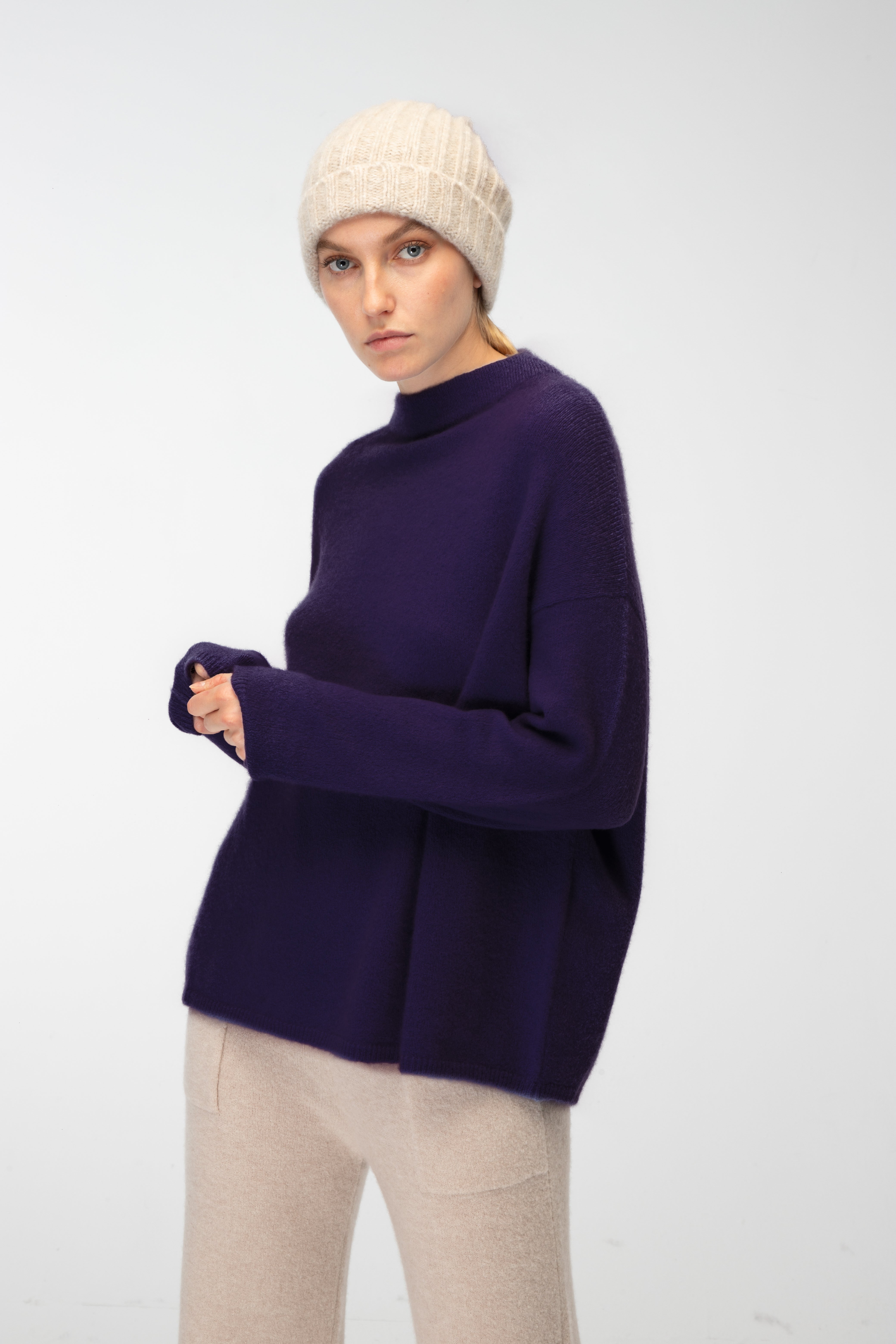 NAOMI Pullover