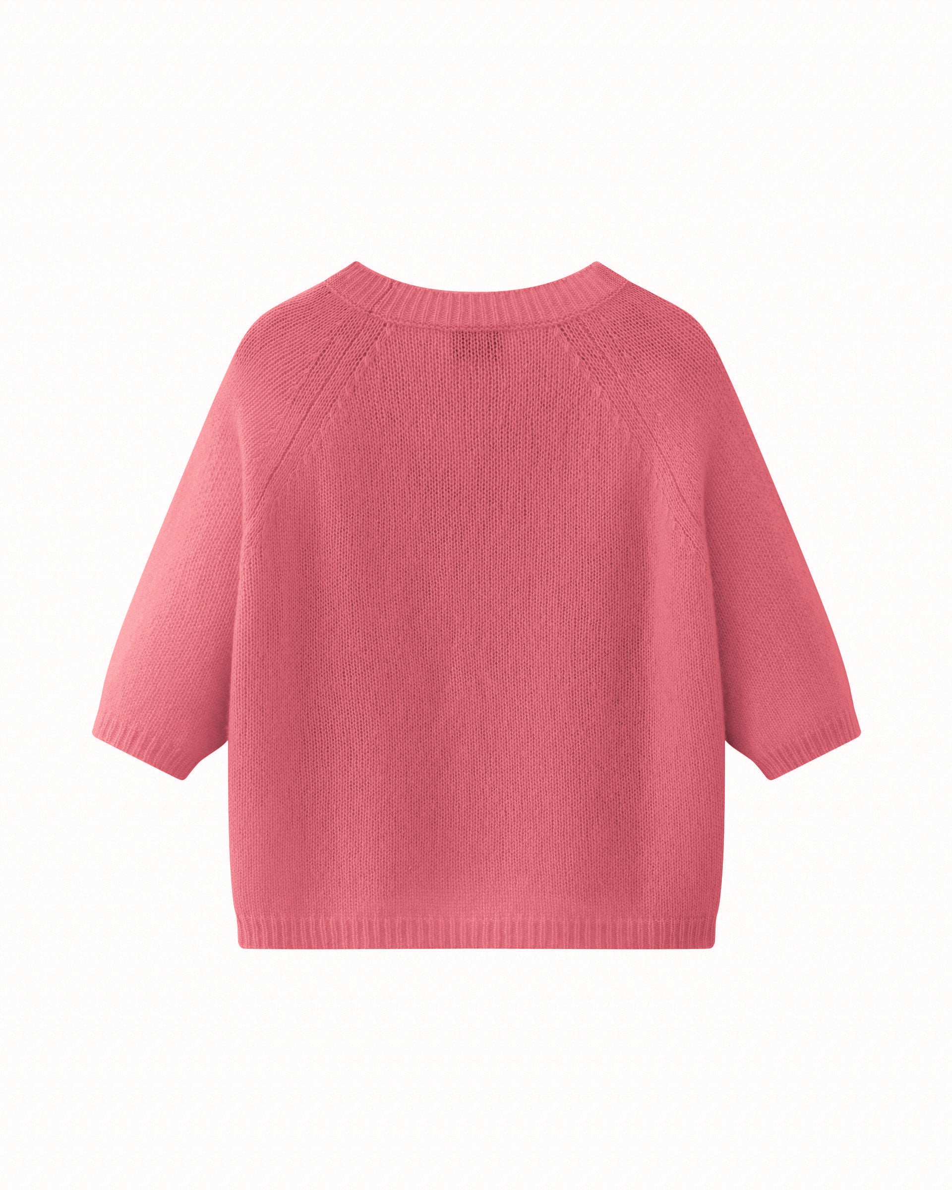 Damen Kurzarm-Pullover aus 75 % Kaschmir und 25 % Seide in cerise (pink) – mittelschwerer, glatt gestrickter Pullover in kastiger, kurzer und breiter Form mit Rundhalsausschnitt und Rippkragen, Raglan-Halbärmeln sowie Rippbündchen an Ärmeln und Saum