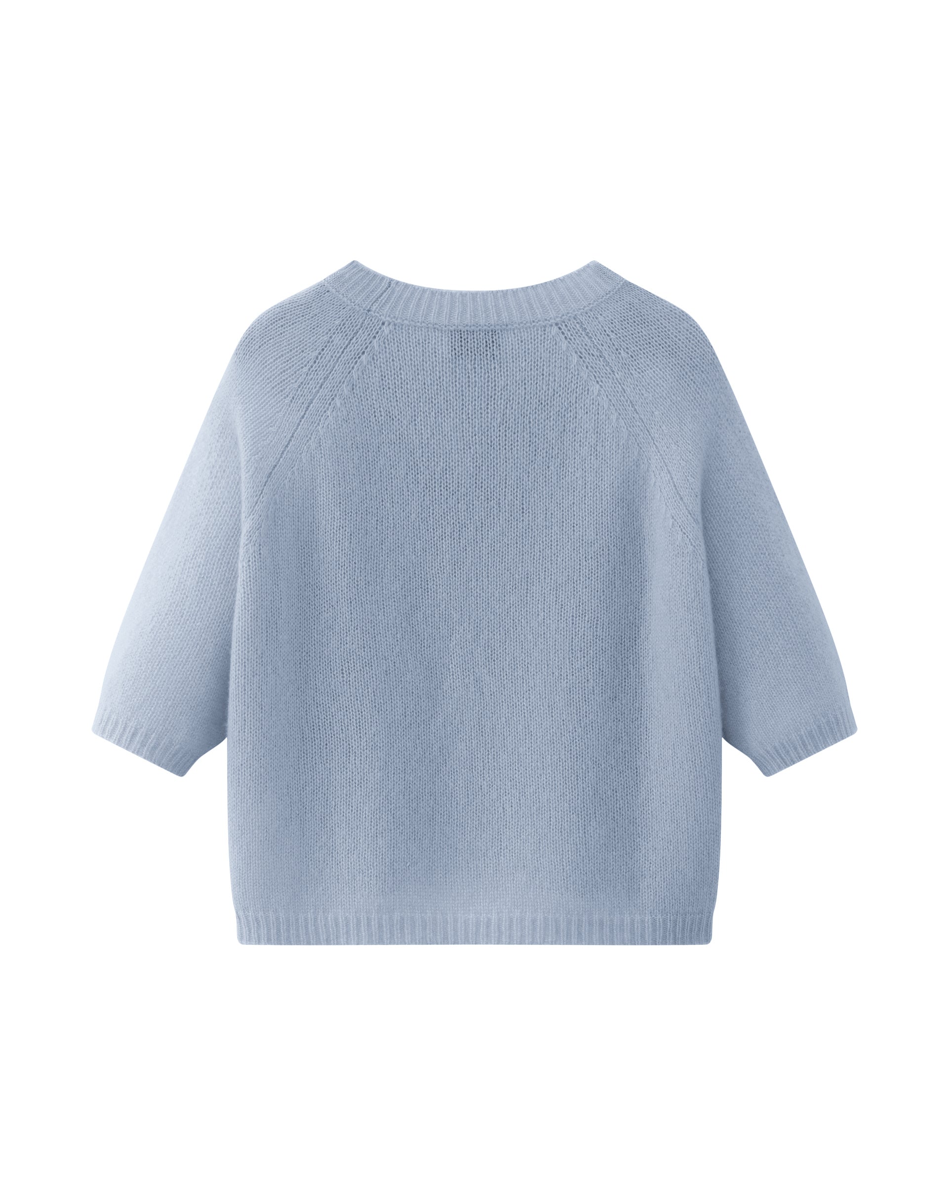 Damen Kurzarm-Pullover aus 75 % Kaschmir und 25 % Seide in sky blue (blau) – mittelschwerer, glatt gestrickter Pullover in kastiger, kurzer und breiter Form mit Rundhalsausschnitt und Rippkragen, Raglan-Halbärmeln sowie Rippbündchen an Ärmeln und Saum
