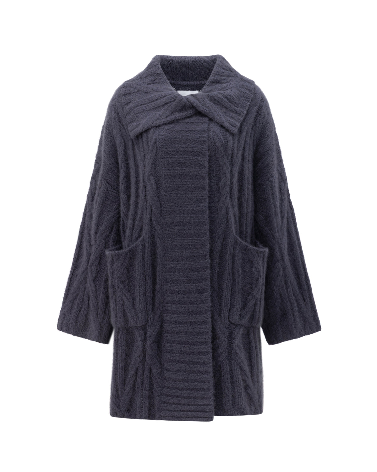 Damen Mantel aus 75% Kaschmir, 25% Seide in Graphite Grey – Mantel aus Grobstrick mit Strukturstrick aus Zopf- und Streifenmuster, breitem, überlappendem Kragen, zwei aufgesetzten Taschen auf Hüfthöhe und langen, weit geschnittenen Ärmeln.