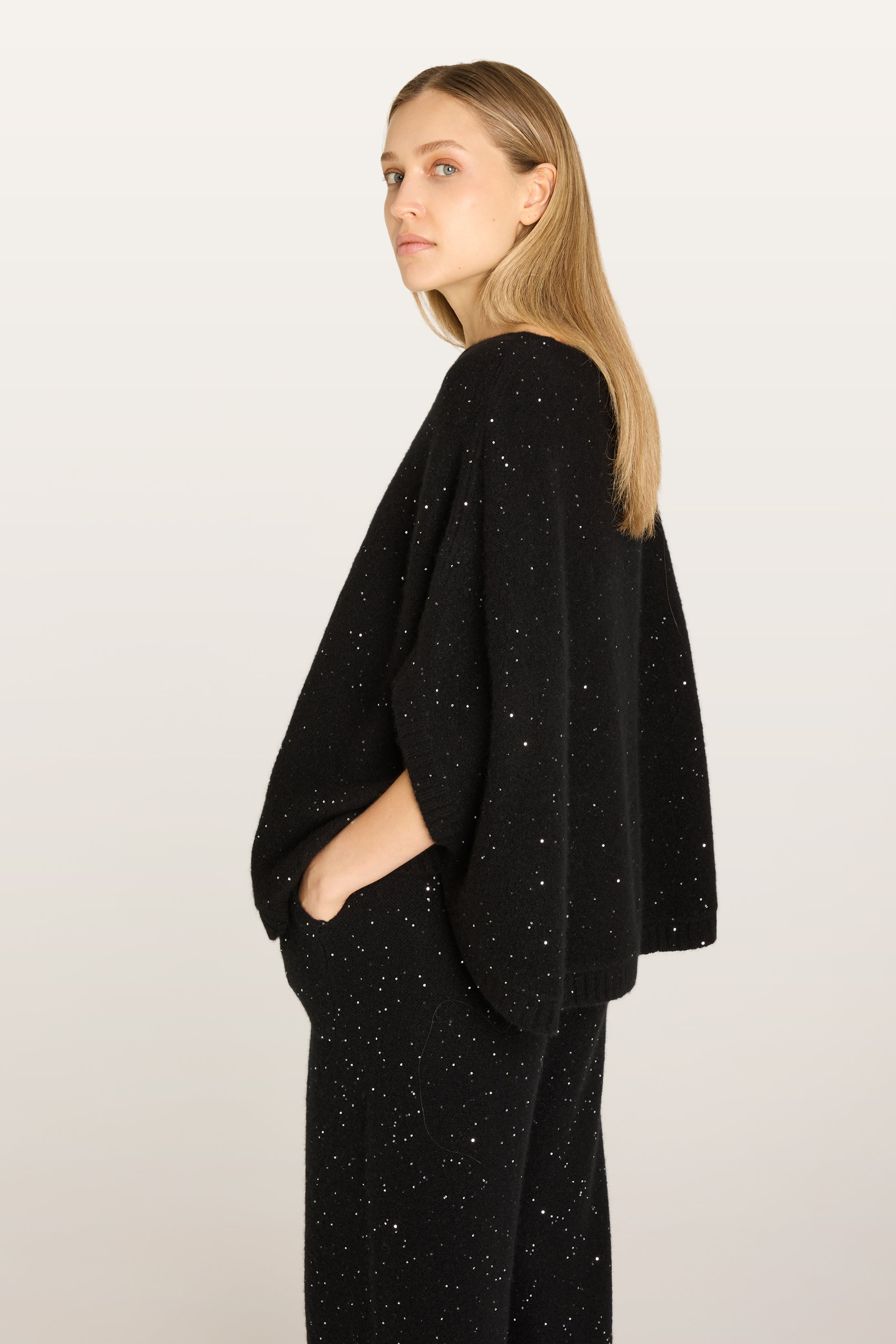 TRISHA NOS Poncho