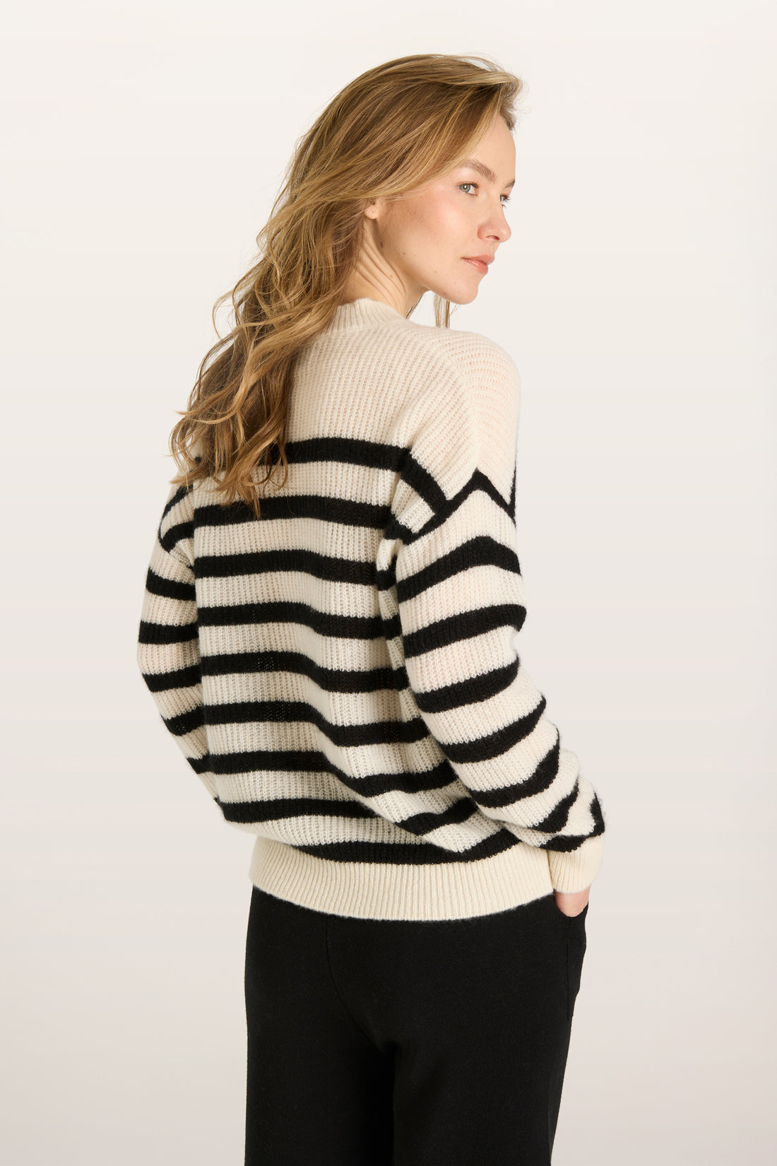 XANA sweater