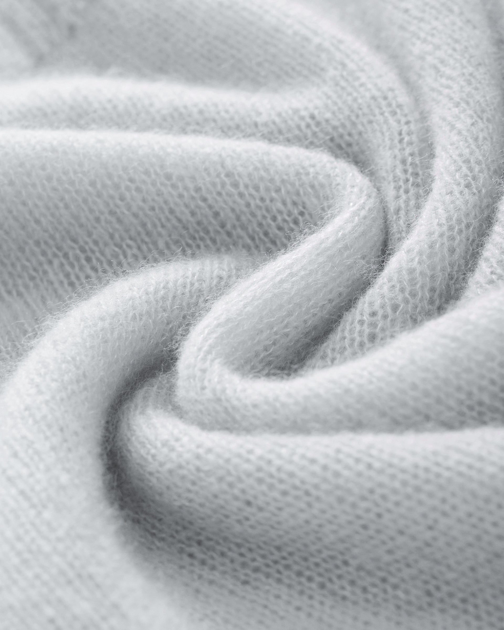 Damen Kurzarm-Pullover in bluish white (hellblau) aus Kaschmir-Seide – leichter luftiger Strick mit Polokragen, Halbarm und relaxter Passform