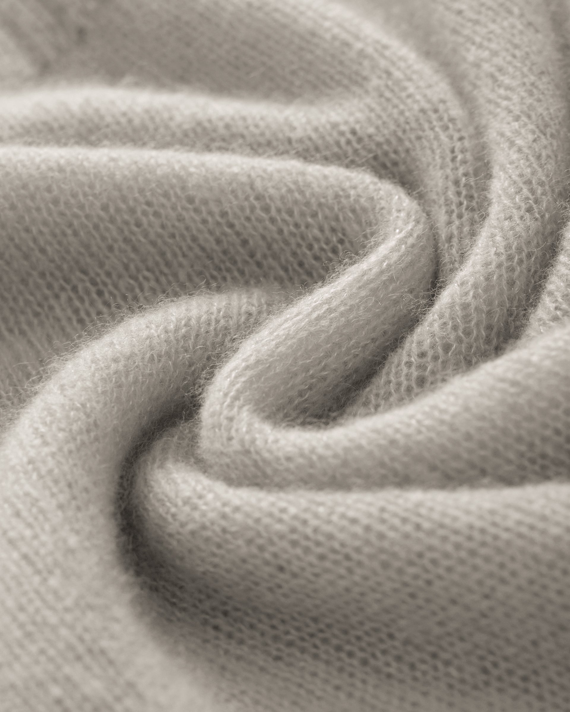 Damen Kurzarm-Pullover in royal silver (grau) aus Kaschmir-Seide – leichter luftiger Strick mit Polokragen, Halbarm und relaxter Passform