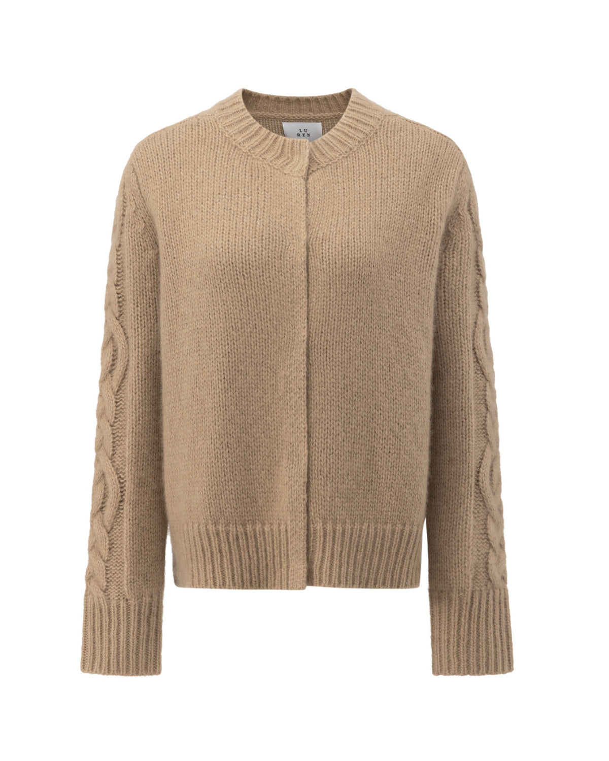 Damen Cardigan aus 75% Kaschmir, 25% Seide in Warm Sand – Cardigan mit Zopfmuster an den Ärmeln, Rundhalsausschnitt, verdeckter Knopfleiste sowie Ärmelbündchen und Saum in Rippstruktur.