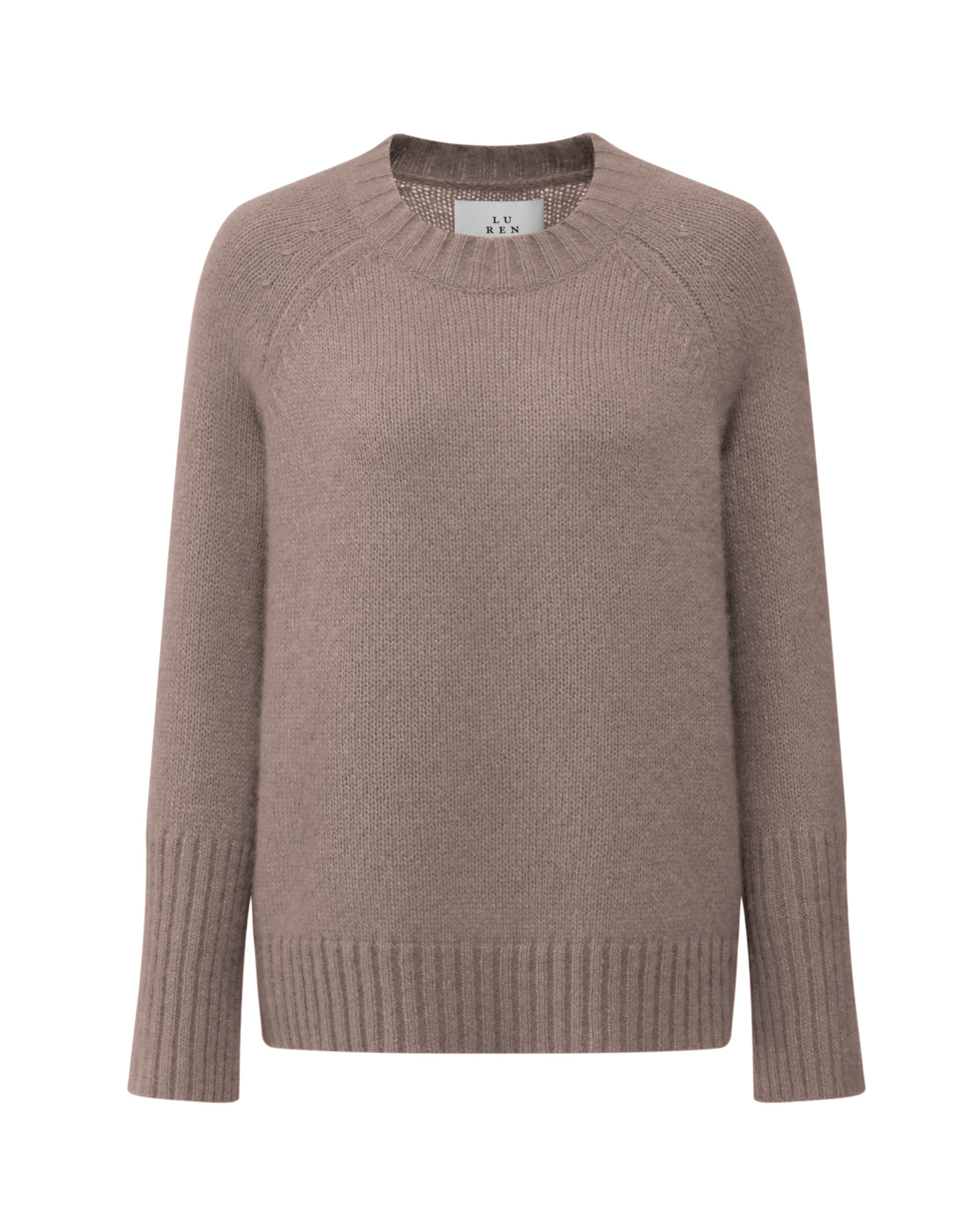 Damen Pullover aus 75 % Kaschmir und 25 % Seide in Natural Twine – glatt gestrickter Pullover in mittelschwerer Qualität mit kastiger, lockerer Passform, Rundhalsausschnitt mit Kragen in Rippstruktur, Raglanärmeln sowie langen, geraden Ärmeln mit Schlitz am Bündchen. Ärmelbündchen und Saum sind in Rippstruktur gearbeitet und verleihen dem Modell einen modernen, entspannten Look.
