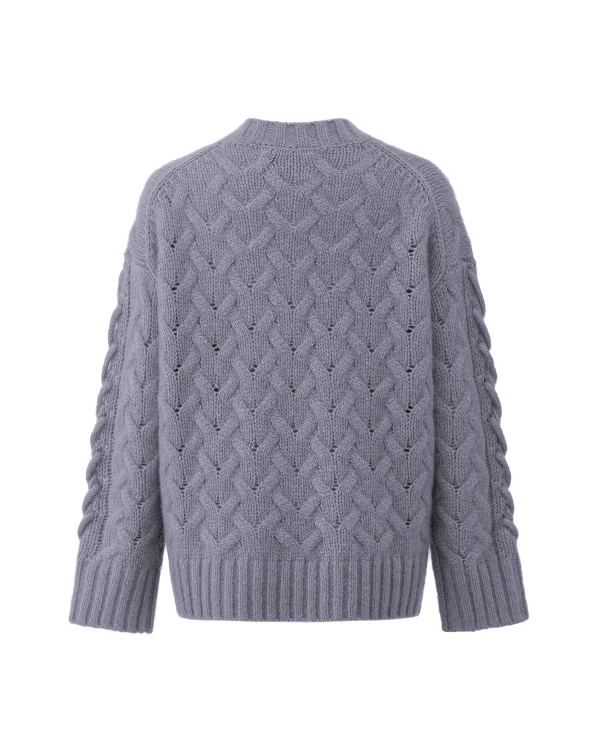 Damen Pullover aus 75 % Kaschmir und 25 % Seide in Blue Mirage – Pullover mit Zopfstrickmuster und zusätzlich applizierten 3D-Zöpfen in grober Strickqualität mit relaxter Passform, Rundhalsausschnitt mit Kragen in Rippstruktur, überschnittener Schulter sowie langen, relaxten Ärmeln. Ärmelbündchen und Saum sind in Rippstruktur gearbeitet und unterstreichen den markanten, handwerklichen Charakter des Designs.
