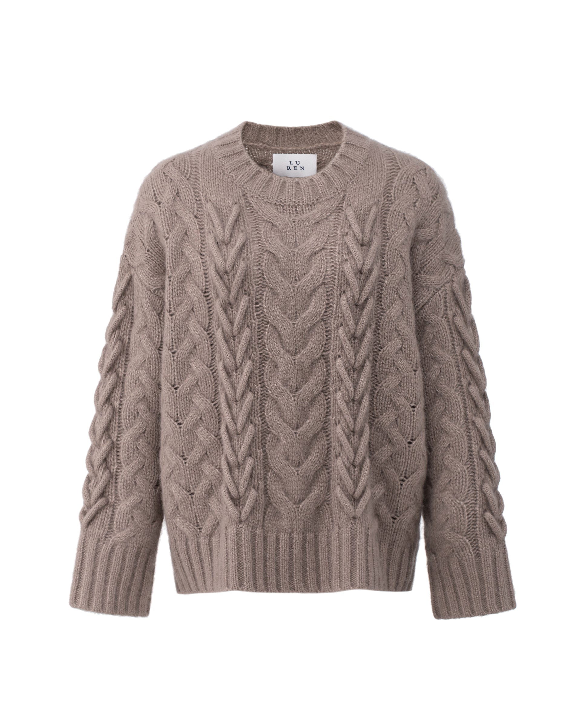 Damen Pullover aus 75 % Kaschmir und 25 % Seide in Natural Twine – Pullover mit Zopfstrickmuster und zusätzlich applizierten 3D-Zöpfen in grober Strickqualität mit relaxter Passform, Rundhalsausschnitt mit Kragen in Rippstruktur, überschnittener Schulter sowie langen, relaxten Ärmeln. Ärmelbündchen und Saum sind in Rippstruktur gearbeitet und unterstreichen den markanten, handwerklichen Charakter des Designs.
