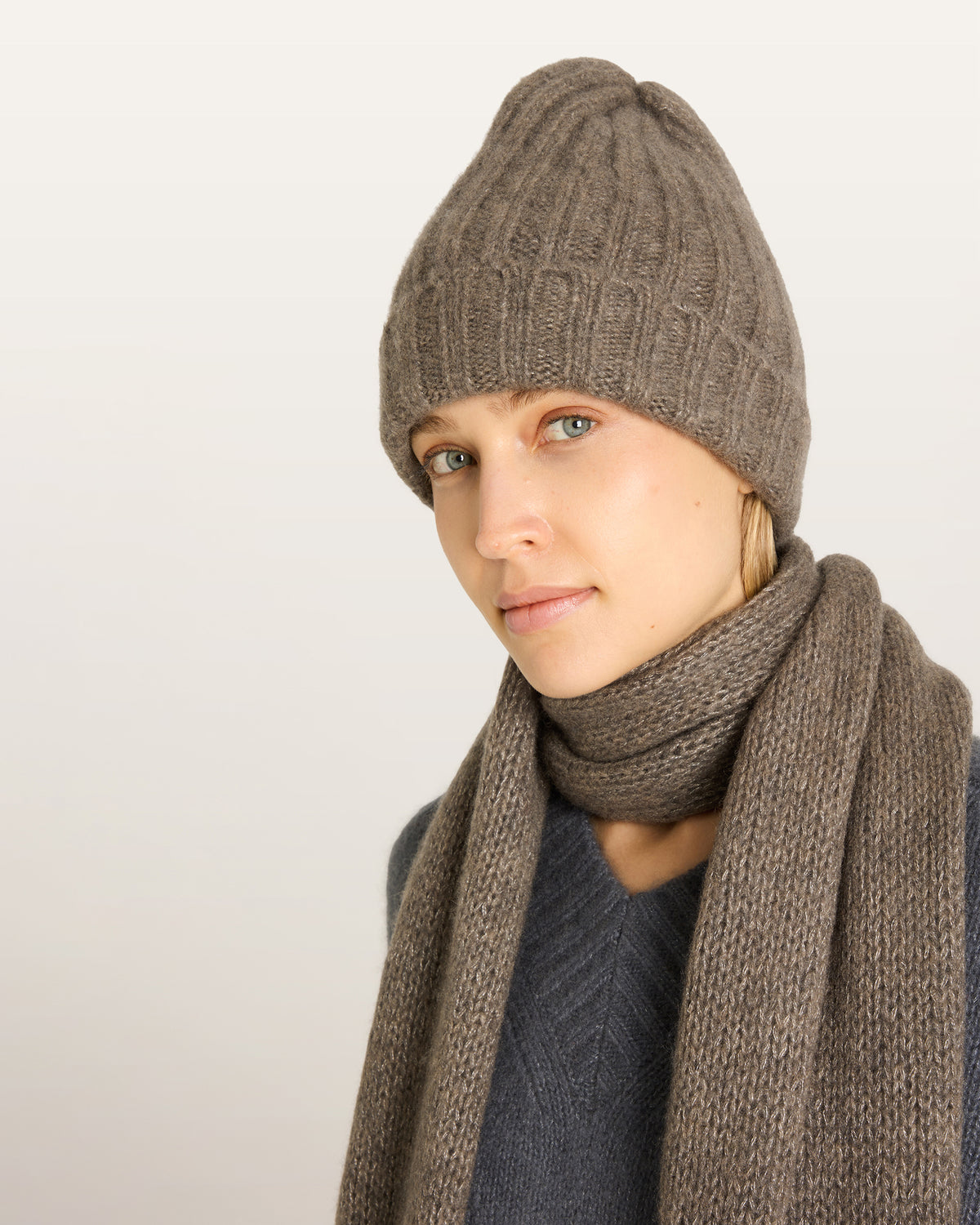 CHANTAY Scarf