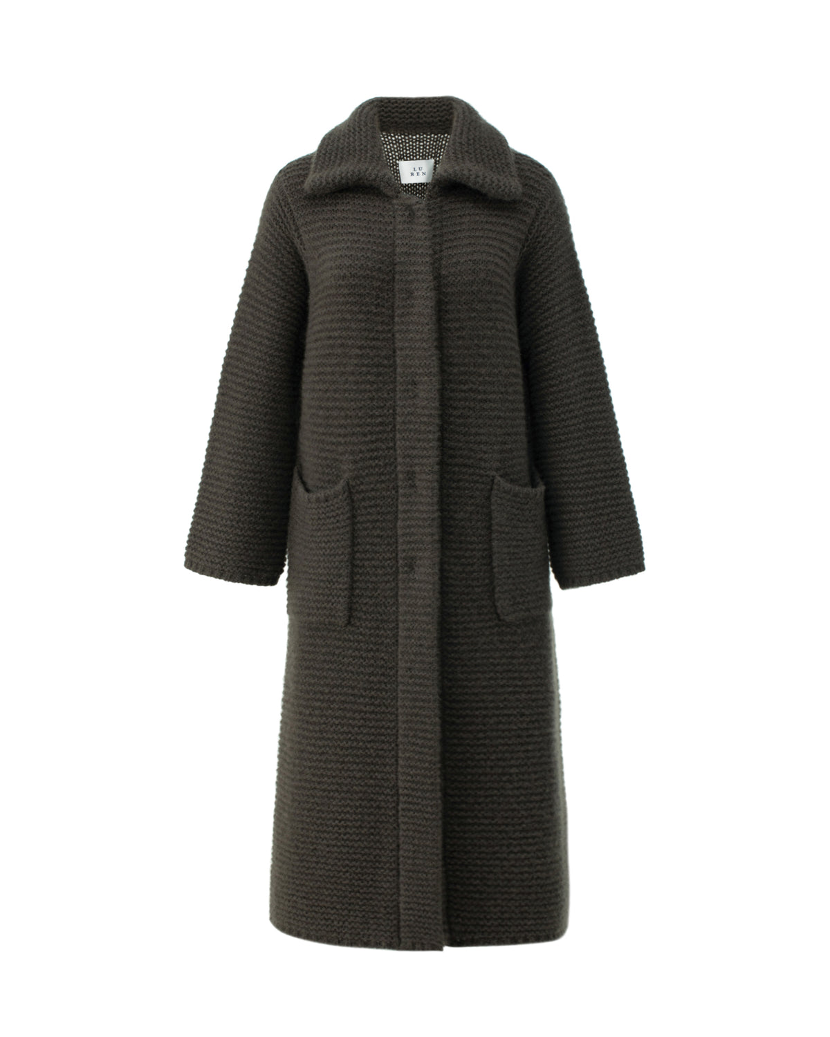 Damen Mantel aus 75% Kaschmir, 25% Seide in Black Forest – Mantel mit breitem, umgelegtem Kragen, verdeckter Knopfleiste mit Druckknöpfen, zwei aufgesetzten Taschen auf Hüfthöhe und strukturierter Strickoberfläche mit horizontal verlaufendem Muster in verlängerter, wadenlanger Schnittform.