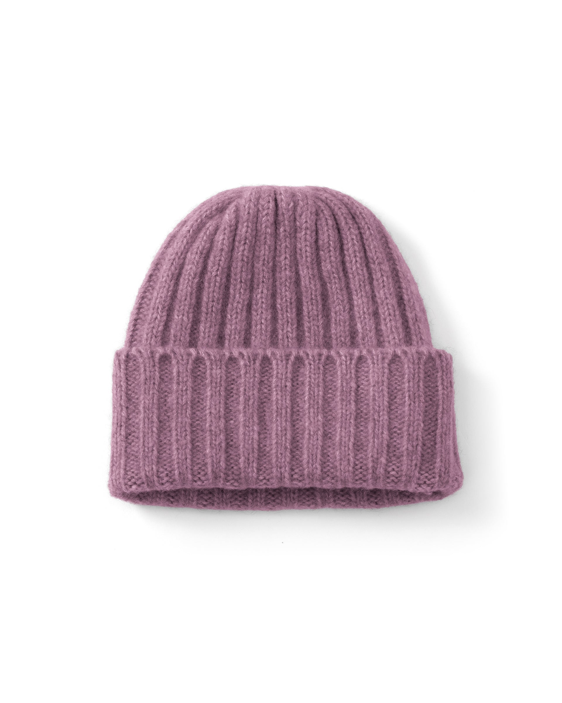 Damen Mütze aus 75 % Kaschmir und 25 % Seide in Lilac Mist – Mütze in mittelschwerer Strickqualität mit Rippstruktur und klassischem Umschlag. Das zeitlose Design verbindet hohen Tragekomfort mit einer weichen, wärmenden Haptik.
