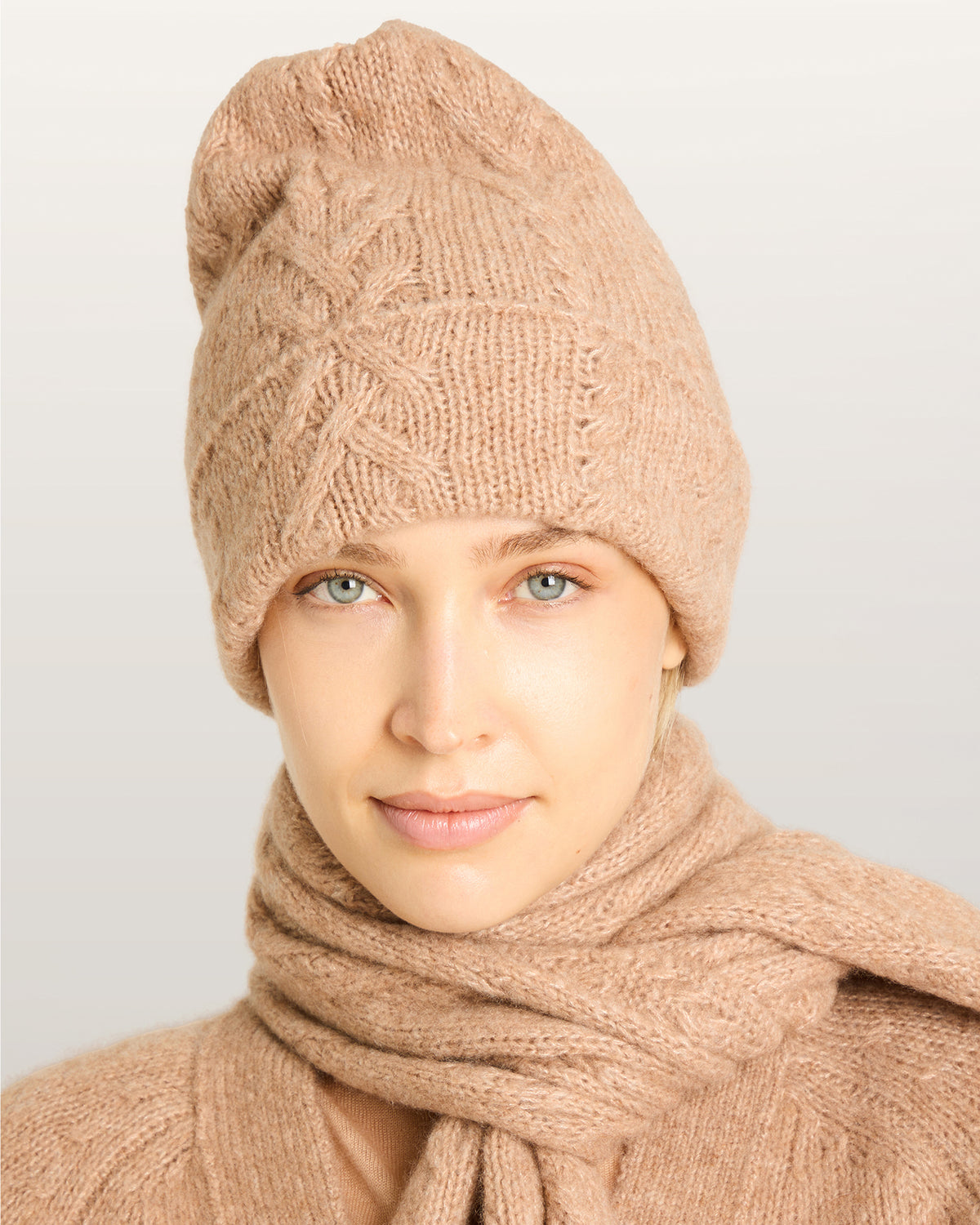 ESHER Scarf