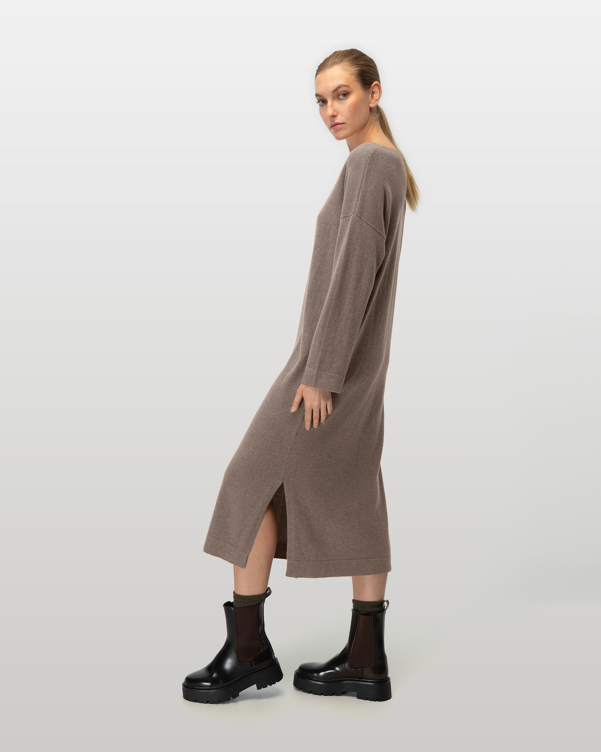 HACHI FW2022048 Cashmere ECO WALNUT