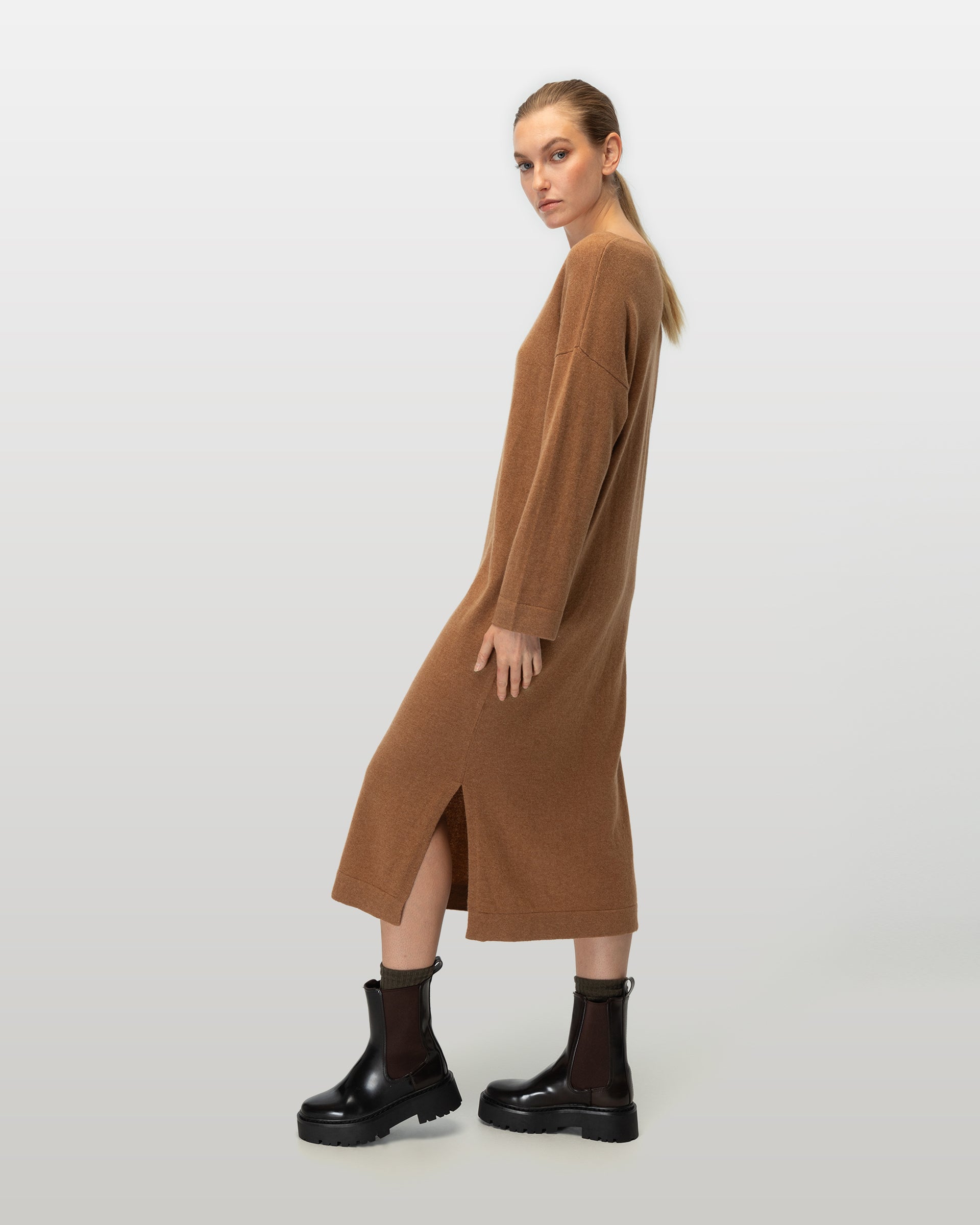 HACHI FW2022048 Cashmere HAYSTACK