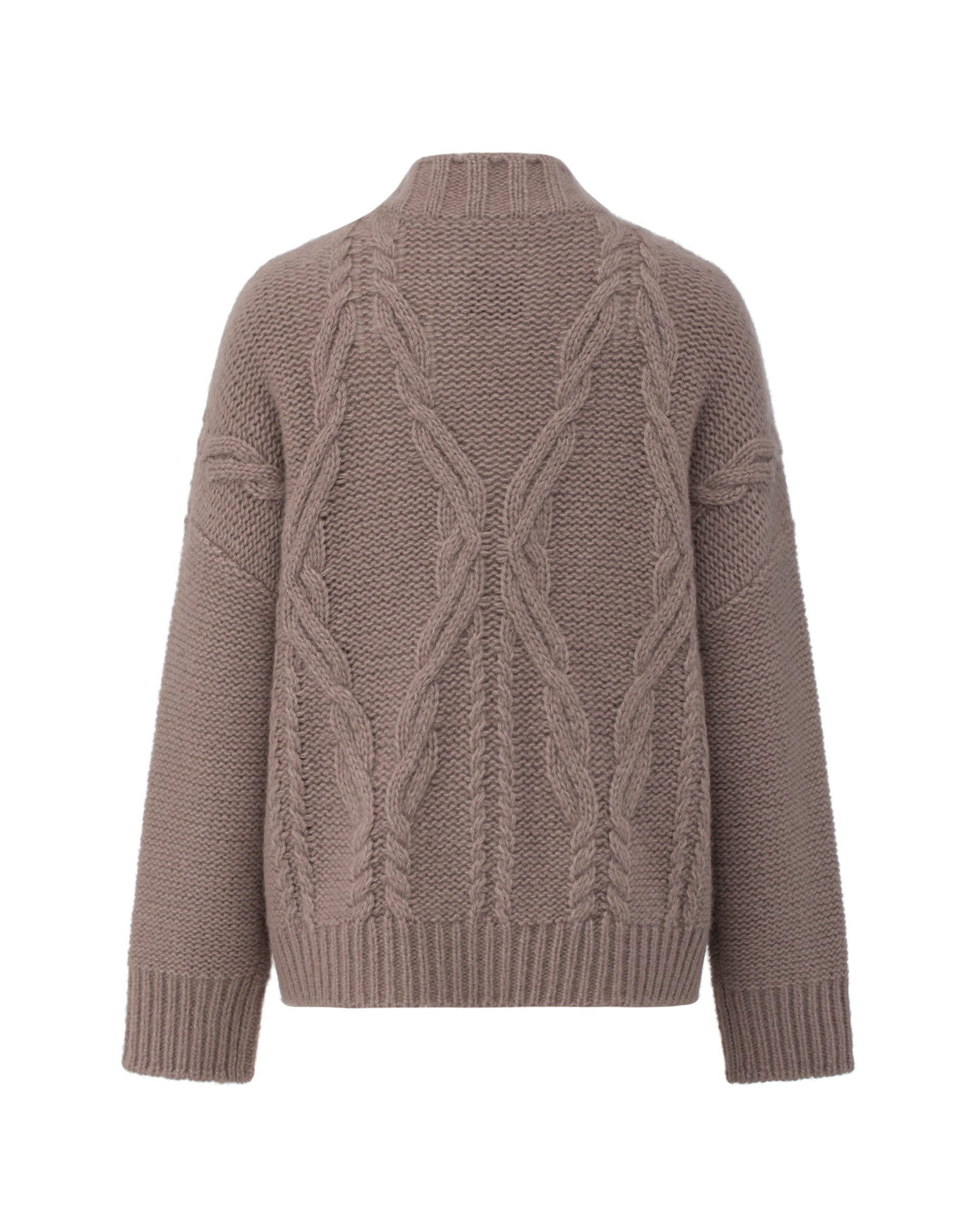 Damen Cardigan aus 75 % Kaschmir und 25 % Seide in Natural Twine – links gestrickter Cardigan mit Zopfstrickmuster in grober Strickqualität und oversized Passform mit weiter, langer Silhouette. Das Modell verfügt über eine Knopfleiste mit Knöpfen aus waschbarem Leder, eine überschnittene Schulter sowie lange, weite Ärmel. Aufgesetzte Taschen sowie Ärmelbündchen, Saum und Knopfleiste in Rippstruktur verleihen dem Design einen markanten, lässigen Look.
