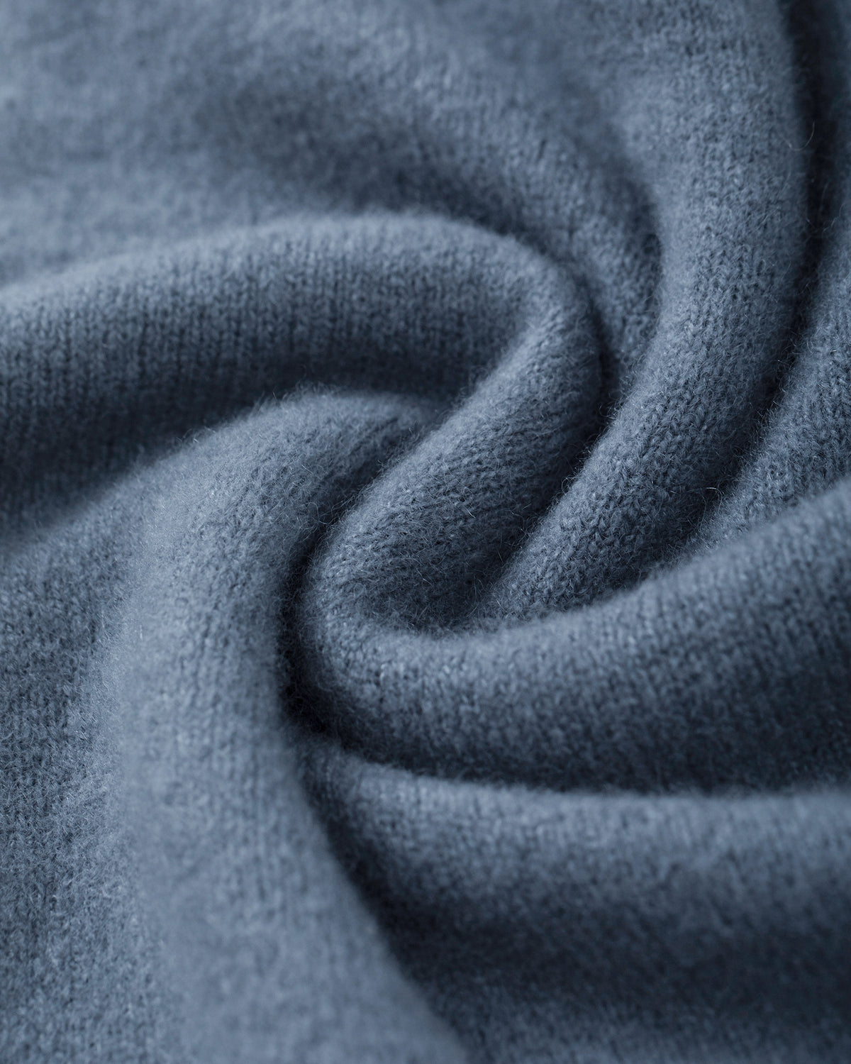 NAOMI Pullover