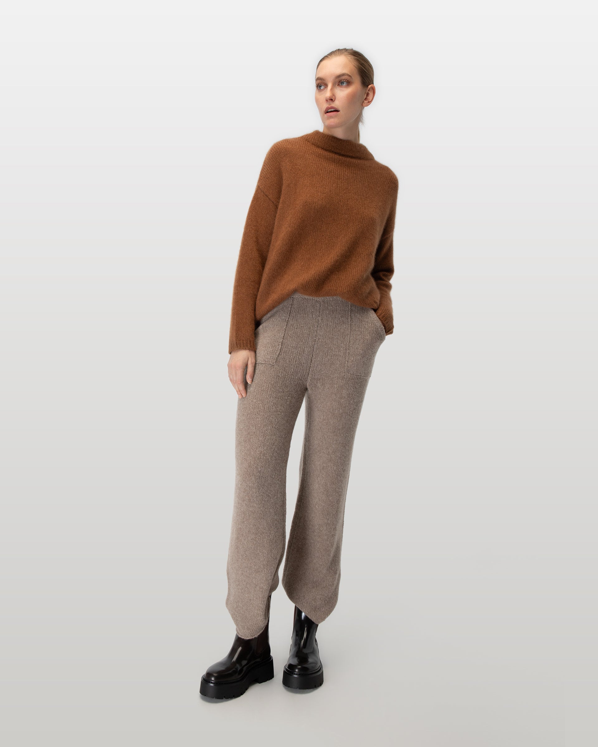 NAOMI.C NOS FW2024147 Cashmere Silk WHISKY