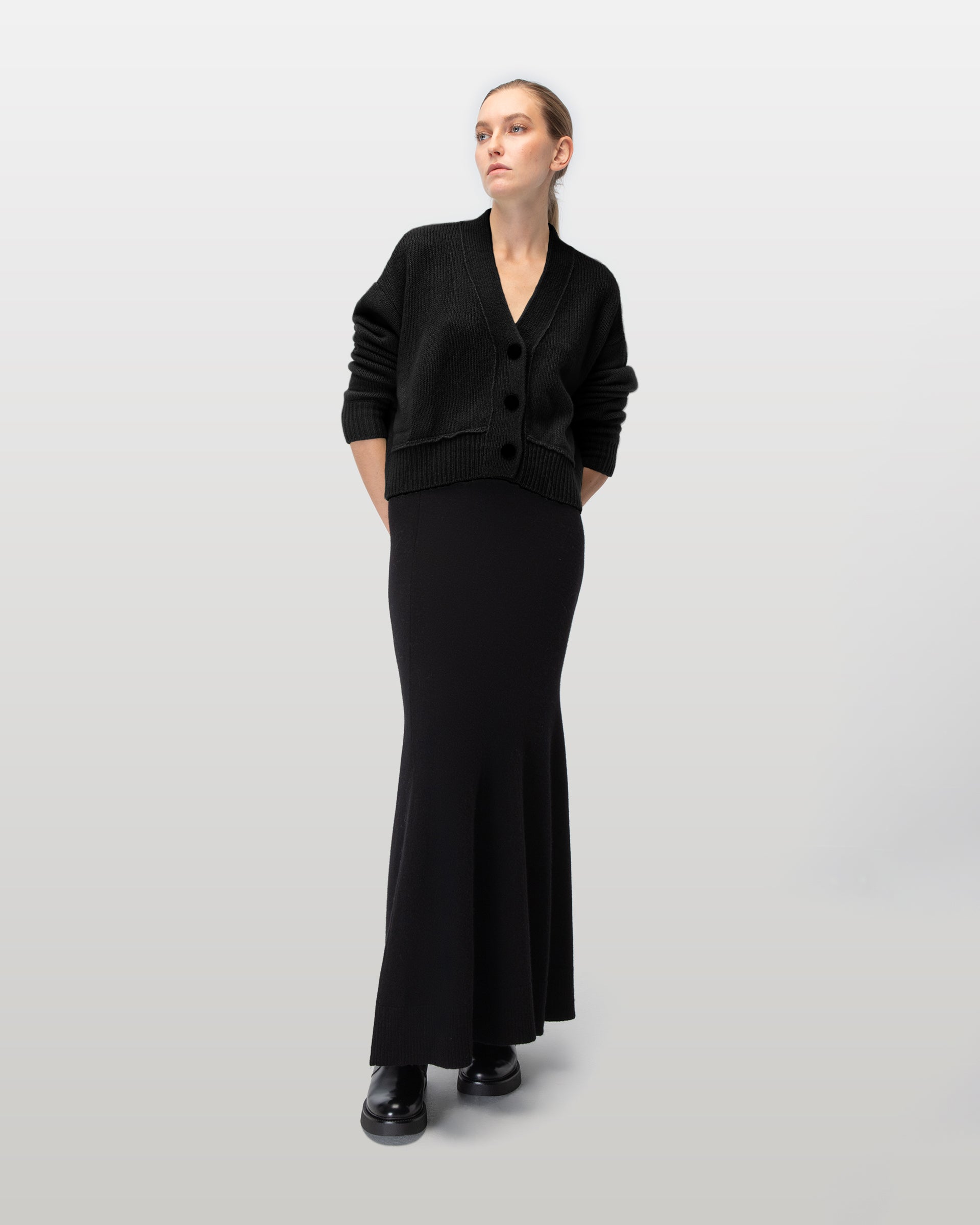 RIELY.D NOS FW2024146 Cashmere Silk BLACK