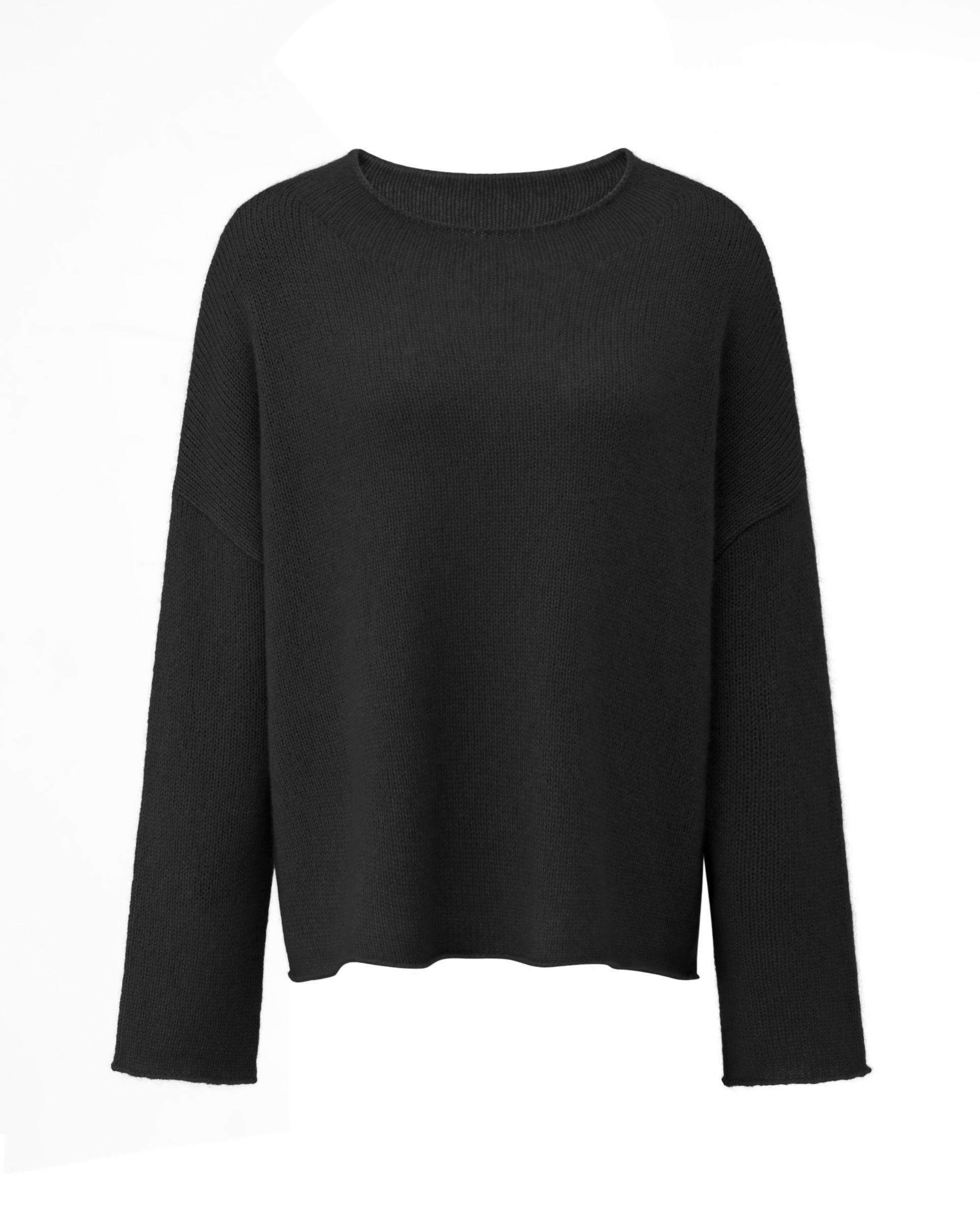 Damen Pullover aus 75 % Kaschmir und 25 % Seide in Black – glatt und locker gestrickter Pullover in mittelschwerer Qualität mit oversized Passform, breiter und kurzer Silhouette sowie cleanem Rundhalsausschnitt. Überschnittene Schultern und lange, relaxte Ärmel unterstreichen den modernen Look, während Ärmelbündchen und Saum mit speziellem Finish für einen besonderen Akzent sorgen.