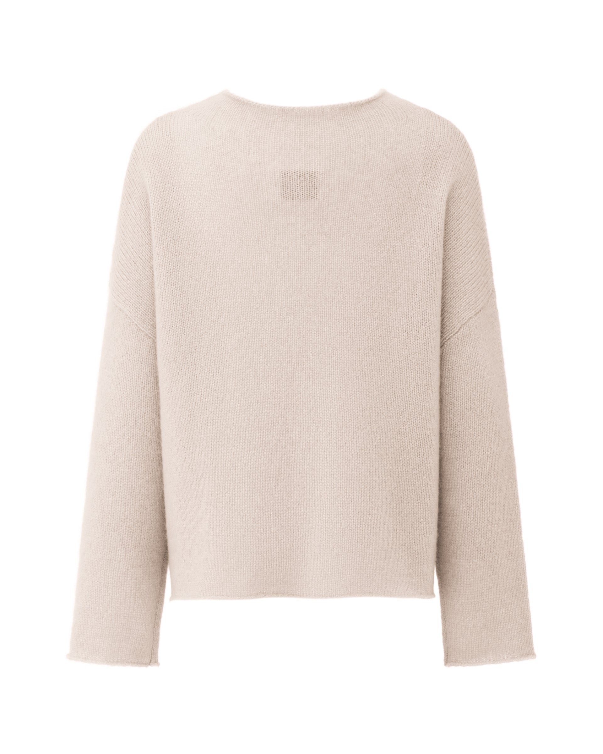 Damen Pullover aus 75 % Kaschmir und 25 % Seide in Wheat – glatt und locker gestrickter Pullover in mittelschwerer Qualität mit oversized Passform, breiter und kurzer Silhouette sowie cleanem Rundhalsausschnitt. Überschnittene Schultern und lange, relaxte Ärmel unterstreichen den modernen Look, während Ärmelbündchen und Saum mit speziellem Finish für einen besonderen Akzent sorgen.