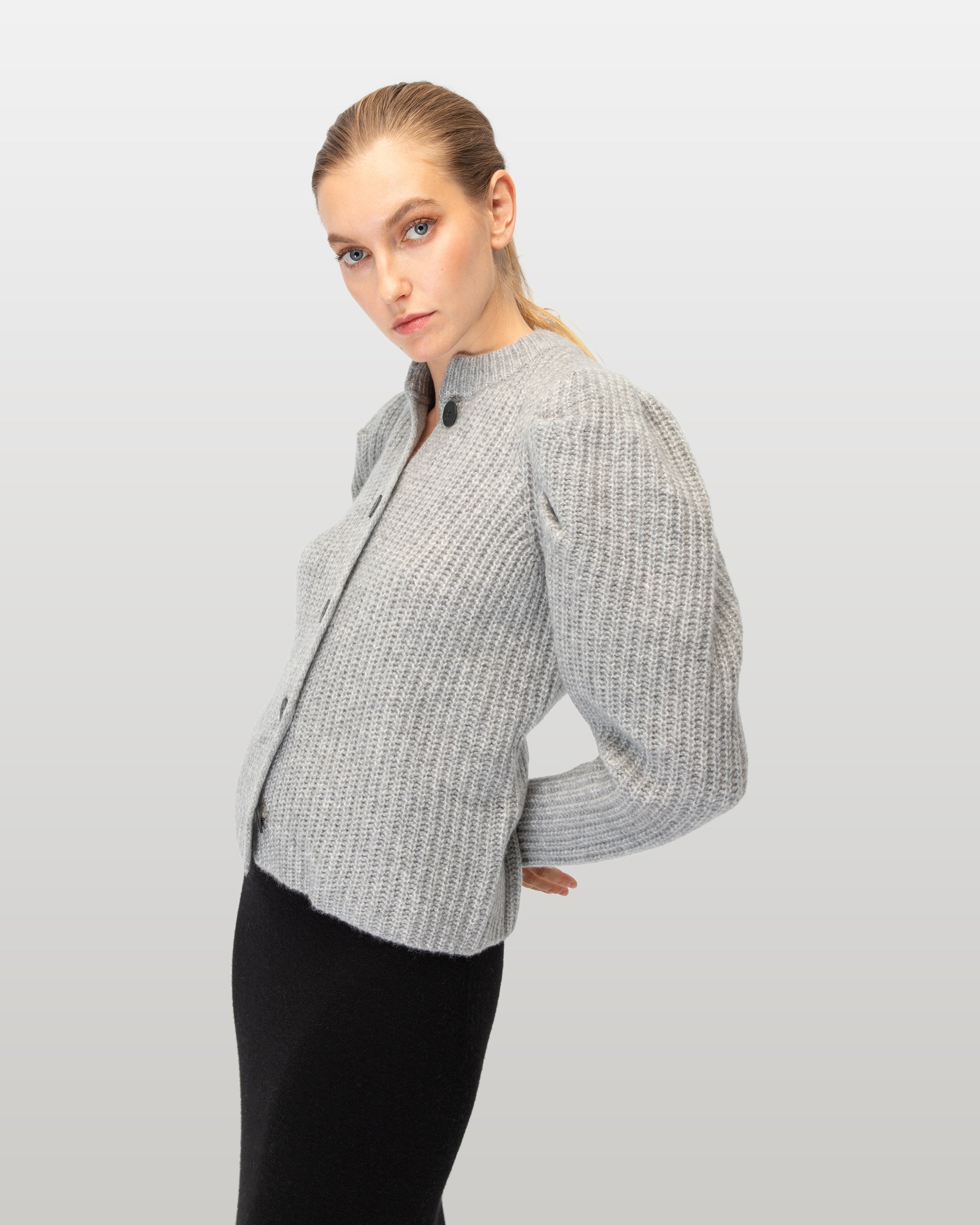 SOLIE Cardigan