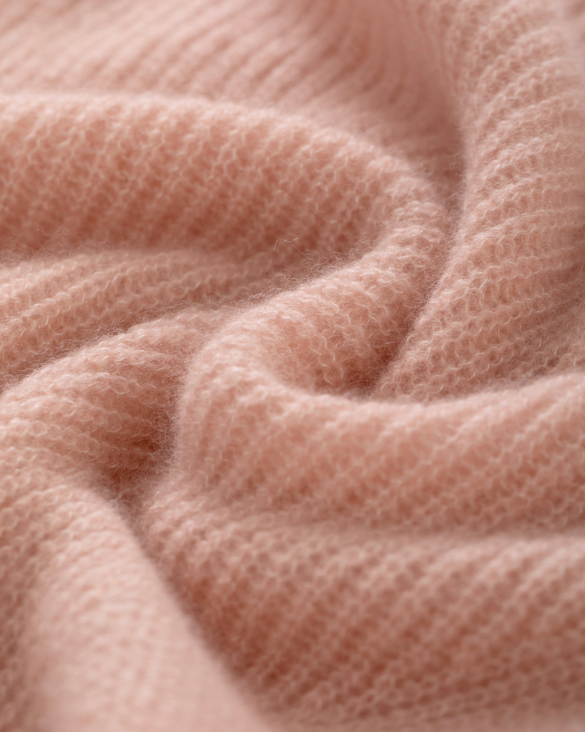 Damen Cardigan aus 75 % Kaschmir und 25 % Seide in orange blush (pfirsich) – mittelschwerer Cardigan im Halbpatent-Strick mit oversized Passform, Kunststoff-Knopfleiste sowie langen, weiten Ärmeln