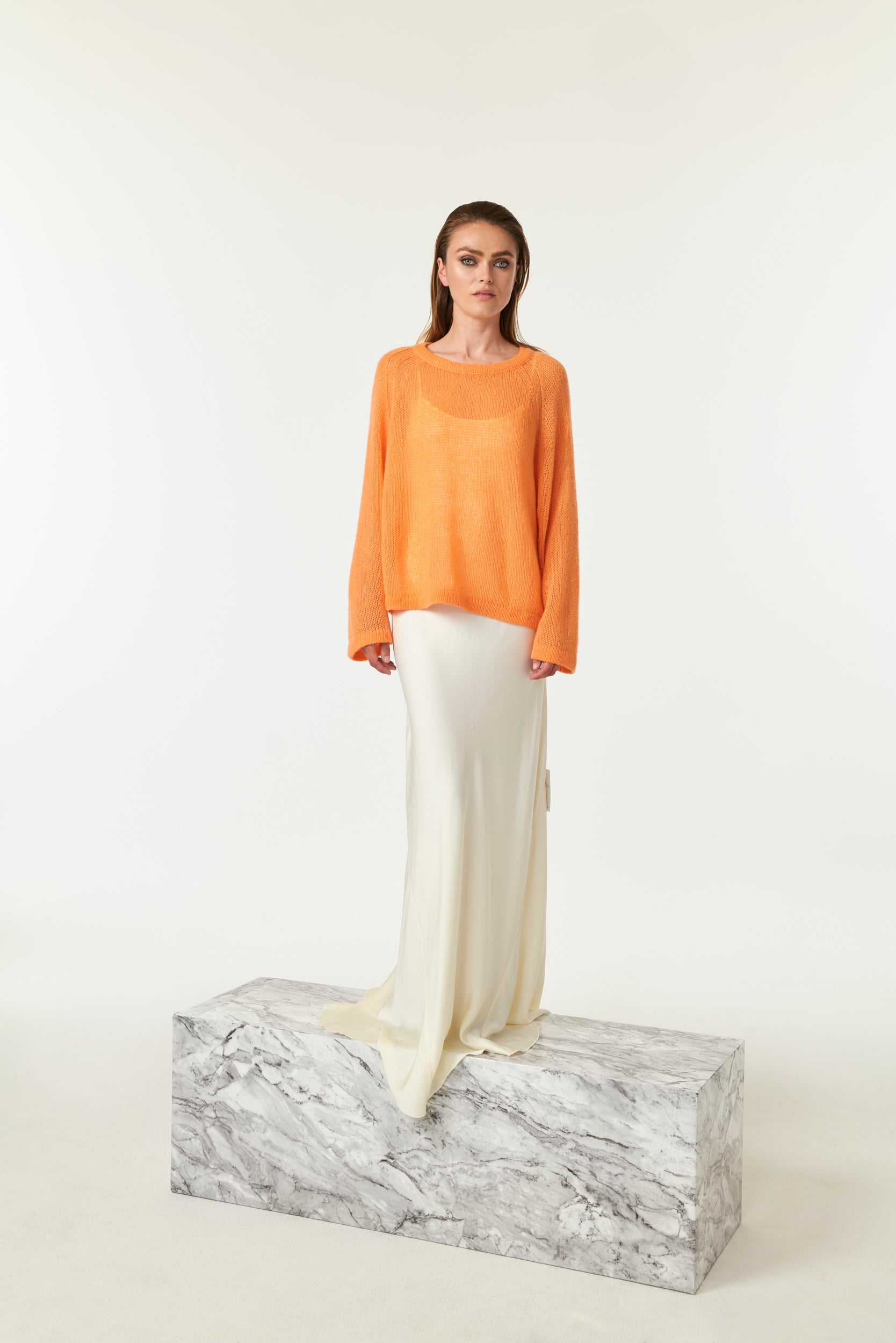 HANA Pullover